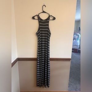 NWOT Adorable, soft and comfy slimming dress